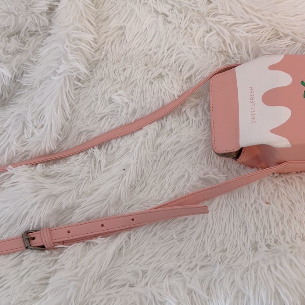 Boutique Strawberry Milk Carton Mini Purse - Picture 9 of 12